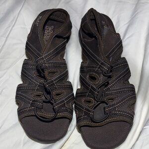 Mudd Brown Strappy Sandals
